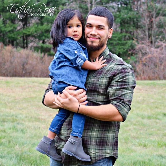 Meet your Posher, Andres - Picture 1 of 1